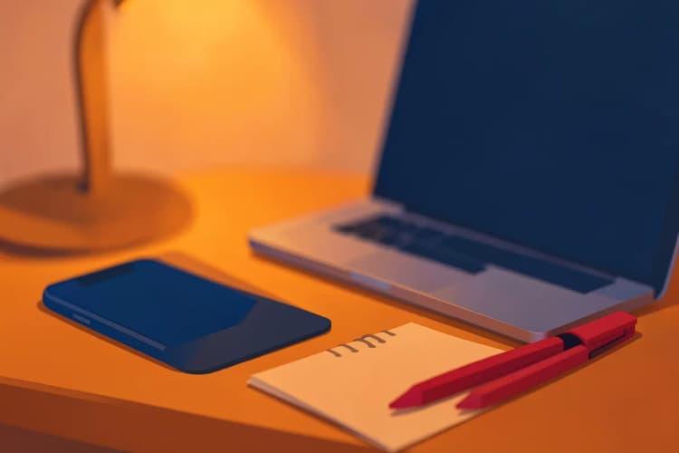 Coleção de ferramentas de marketing digital em uma mesa