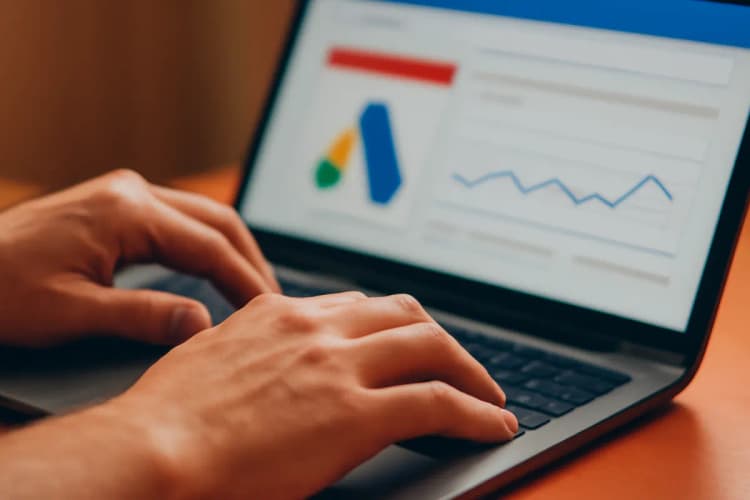 Como criar sua primeira campanha de tráfego pago no Google Ads: passo a passo.